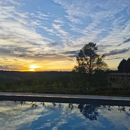 Manoir Vaillant Au Coeur Du Perigord Noir Ferienhaus
