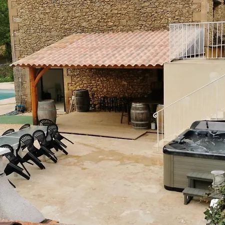 Manoir Vaillant Au Coeur Du Perigord Noir *